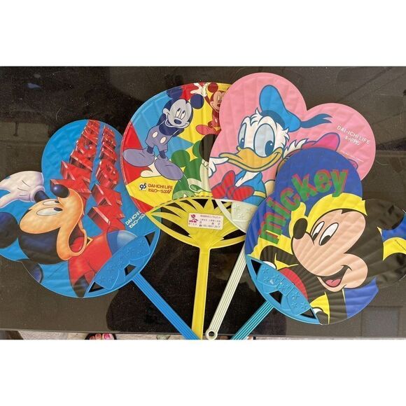 Dai-ichi Life Disney Minnie Mickey Mouse Plastic Hand Fan Set of 4 Japan - Picture 1 of 9